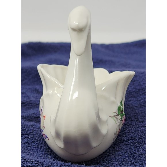 CRE Irish Porcelain‎ Galway Ireland Swan With Hand Painted Flowers Purple/Pink - Picture 3 of 10